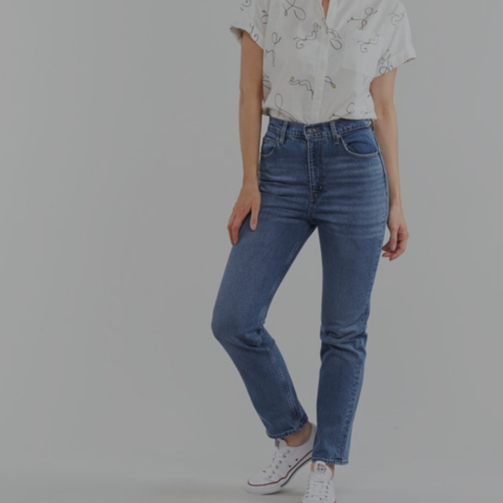 Levi's 70's High Slim Straight Leg Jeans Sz. 24" X 30" Pristine High Rise